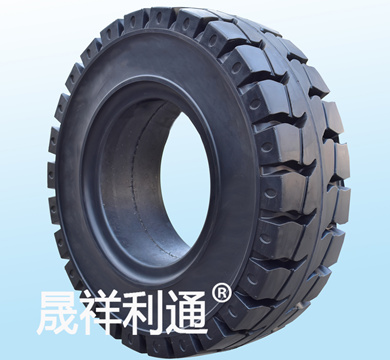 实心轮胎